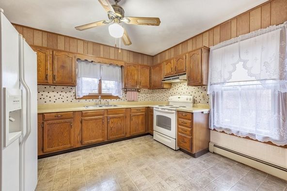 1039 Washington St, Attleboro, MA 02703